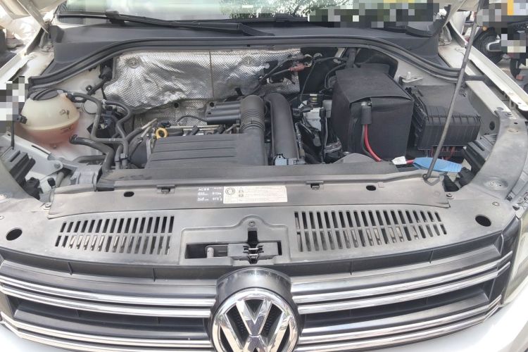 Used Volkswagen Tiguan 2016 280TSI Automatic Two-Wheel Drive Silk Road Comfort Edition Engine Bay