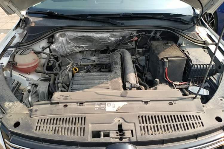 Used Volkswagen Tiguan 2016 280TSI Automatic Two-Wheel-Drive Silk Road Style Edition Engine Bay