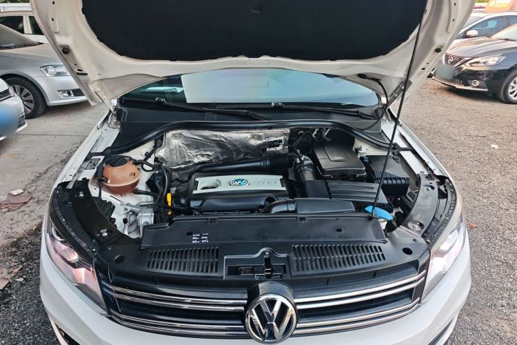 Used Volkswagen Tiguan 2016 300TSI Automatic Two-Wheel Drive Comfort Edition Engine Bay