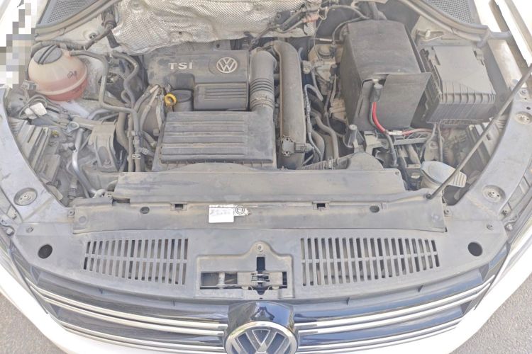 Used Volkswagen Tiguan 2016 280TSI Automatic Two-Wheel Drive Silk Road Comfort Edition Engine Bay