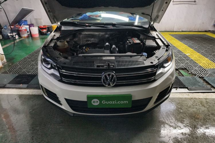 Used Volkswagen Tiguan 2016 280TSI Automatic Two-Wheel-Drive Silk Road Style Edition Engine Bay