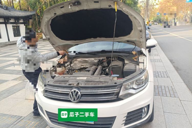 Used Volkswagen Tiguan 2016 280TSI Automatic Two-Wheel-Drive Silk Road Style Edition Engine Bay