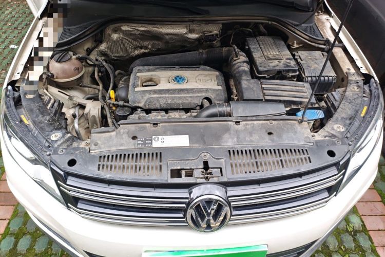 Used Volkswagen Tiguan 2016 300TSI Automatic Two-Wheel Drive Trend Edition Engine Bay