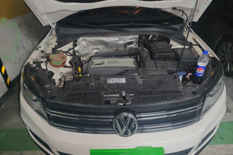 Used Volkswagen Tiguan 2016 300TSI Automatic Two-Wheel Drive Comfort Edition Engine Bay