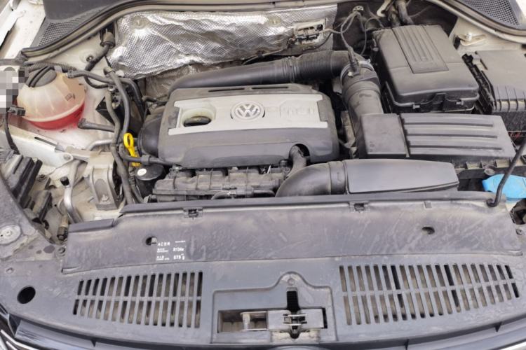 Used Volkswagen Tiguan 2016 330TSI Automatic All-Wheel Drive Luxury Edition Engine Bay