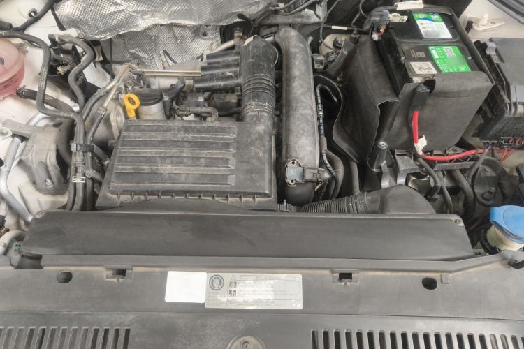 Used Volkswagen Tiguan 2016 280TSI Automatic Two-Wheel Drive Silk Road Comfort Edition Engine Bay