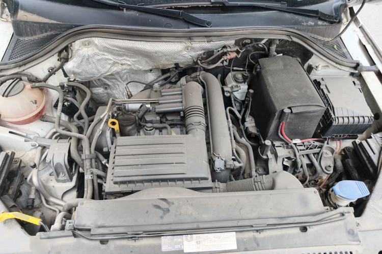 Used Volkswagen Tiguan 2016 280TSI Automatic Two-Wheel-Drive Silk Road Style Edition Engine Bay