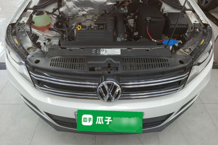 Used Volkswagen Tiguan 2016 280TSI Automatic Two-Wheel-Drive Silk Road Style Edition Engine Bay