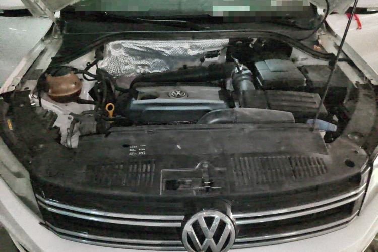 Used Volkswagen Tiguan 2016 300TSI Automatic Two-Wheel Drive Trend Edition Engine Bay