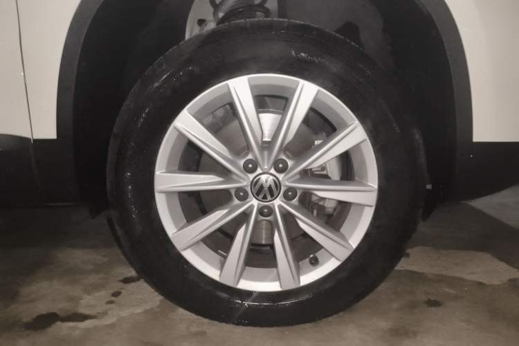 Used Volkswagen Tiguan 2016 300TSI Automatic Two-Wheel Drive Comfort Edition Exterior 1