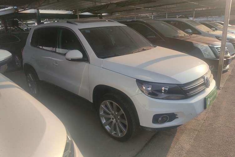 Used Volkswagen Tiguan 2016 2.0 TSI Four-Wheel Drive Standard Version Exterior 2