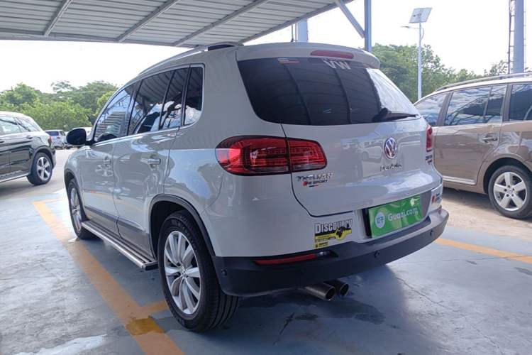 Used Volkswagen Tiguan 2016 2.0 TSI Four-Wheel Drive Standard Version Exterior 2