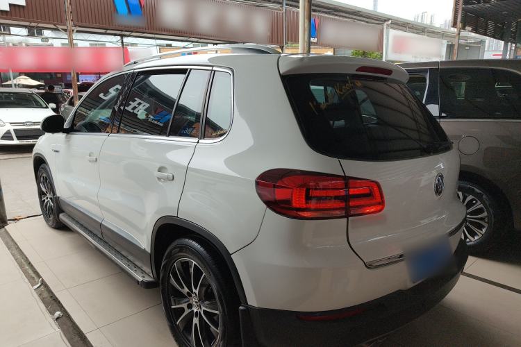 Used Volkswagen Tiguan 2016 300TSI Automatic All-Wheel Drive Luxury Edition Exterior 2
