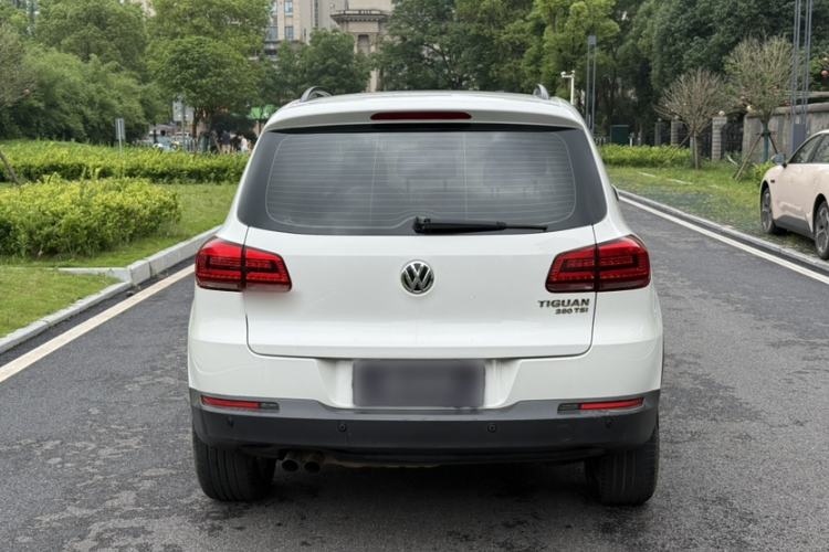Used Volkswagen Tiguan 2016 280TSI Automatic Two-Wheel-Drive Silk Road Style Edition Exterior 2