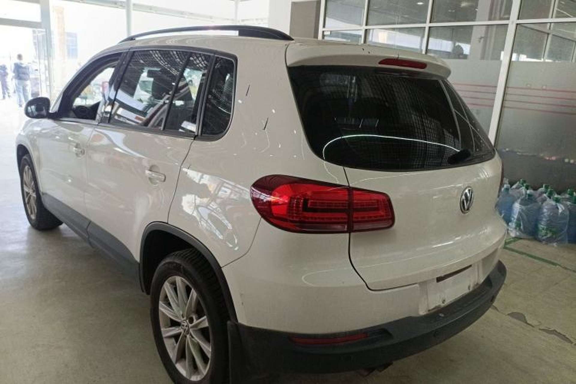 Used Volkswagen Tiguan 2016 280TSI Automatic Two-Wheel-Drive Silk Road Style Edition Exterior 2