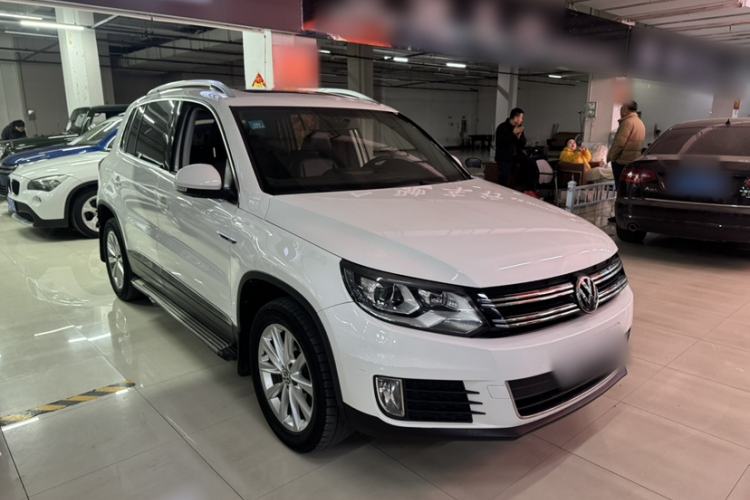 Used Volkswagen Tiguan 2016 300TSI Automatic All-Wheel Drive Fashion Vision Edition Exterior 2