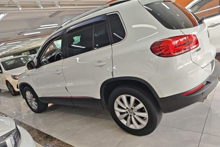 Used Volkswagen Tiguan 2016 2.0 TSI Four-Wheel Drive Standard Version Exterior 3