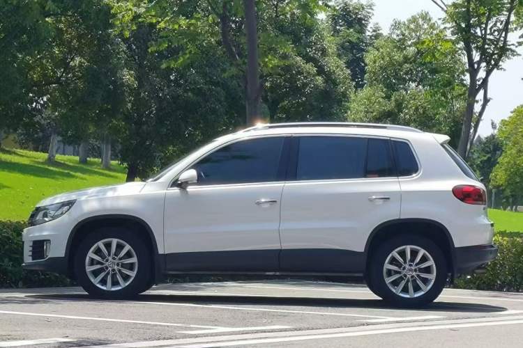 Used Volkswagen Tiguan 2016 280TSI Automatic Two-Wheel Drive Silk Road Comfort Edition Exterior 4