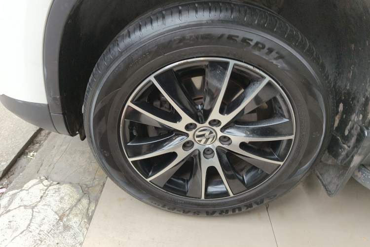 Used Volkswagen Tiguan 2016 300TSI Automatic All-Wheel Drive Luxury Edition Exterior 4