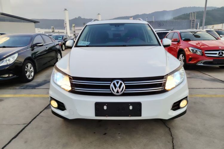 Used Volkswagen Tiguan 2016 2.0 TSI Four-Wheel Drive Standard Version Exterior 4