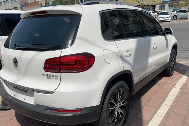 Used Volkswagen Tiguan 2016 300TSI Automatic Two-Wheel Drive Luxury Edition Exterior 5