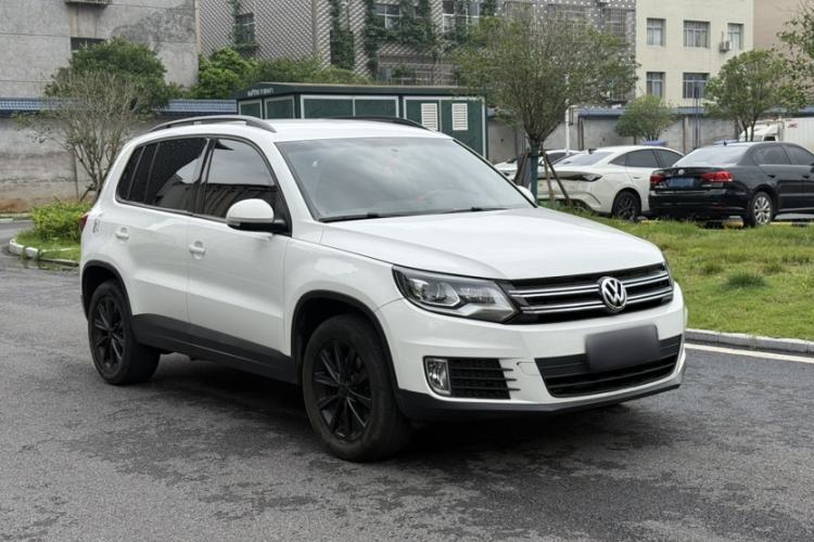 Used Volkswagen Tiguan 2016 280TSI Automatic Two-Wheel-Drive Silk Road Style Edition Exterior 6