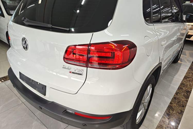 Used Volkswagen Tiguan 2016 2.0 TSI Four-Wheel Drive Standard Version Exterior 6