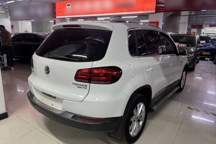 Used Volkswagen Tiguan 2016 300TSI Automatic All-Wheel Drive Fashion Vision Edition Exterior 6