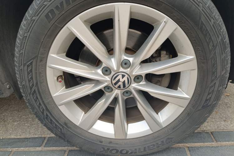 Used Volkswagen Tiguan 2016 280TSI Automatic Two-Wheel-Drive Silk Road Style Edition Exterior 7