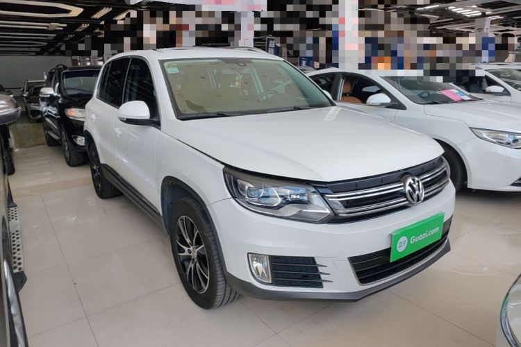 Used Volkswagen Tiguan 2016 300TSI Automatic Two-Wheel Drive Luxury Edition Front Right 45 Deg