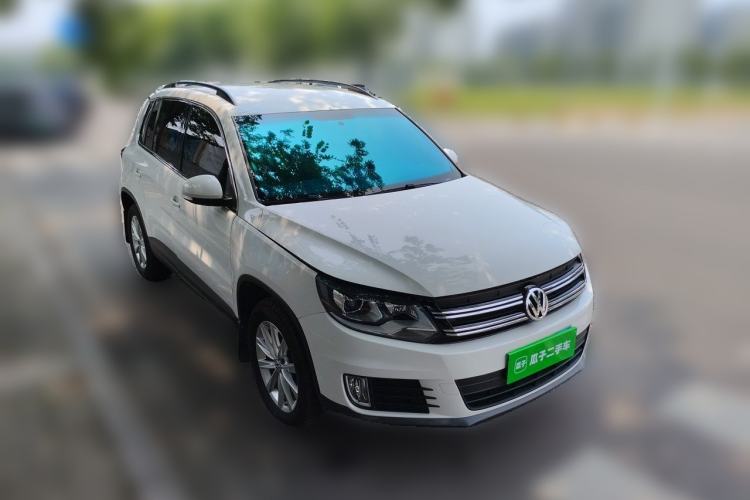 Used Volkswagen Tiguan 2016 280TSI Automatic Two-Wheel-Drive Silk Road Style Edition Front Right 45 Deg