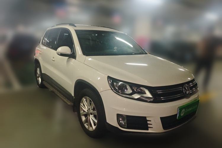 Used Volkswagen Tiguan 2016 300TSI Automatic Two-Wheel Drive Trend Edition Front Right 45 Deg