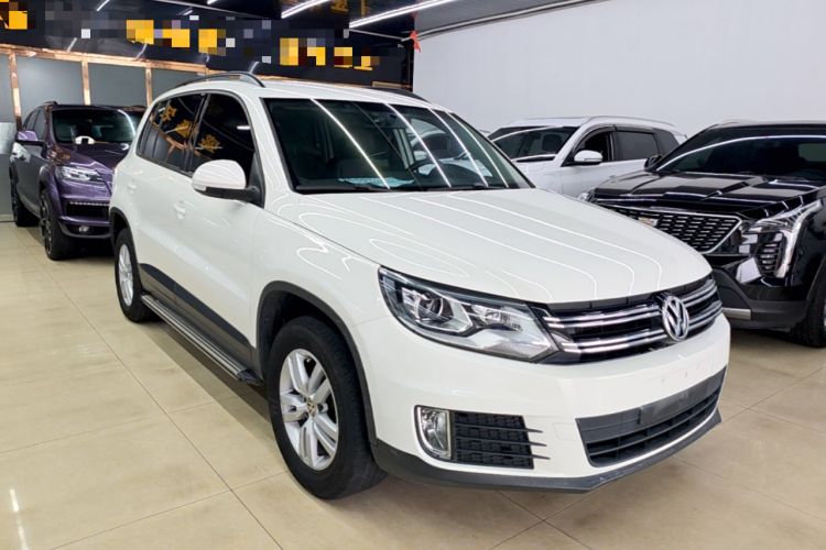 Used Volkswagen Tiguan 2016 300TSI Automatic Two-Wheel Drive Trend Edition Front Right 45 Deg