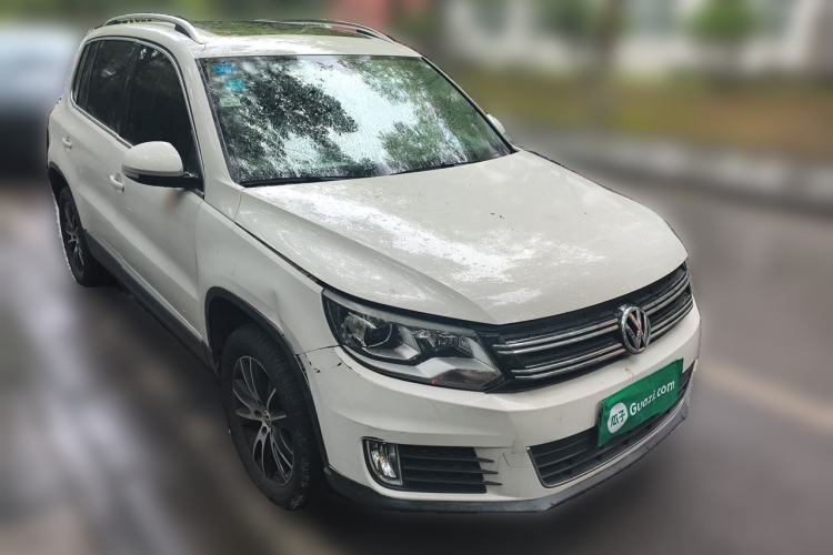 Used Volkswagen Tiguan 2016 300TSI Automatic Two-Wheel Drive Luxury Edition Front Right 45 Deg