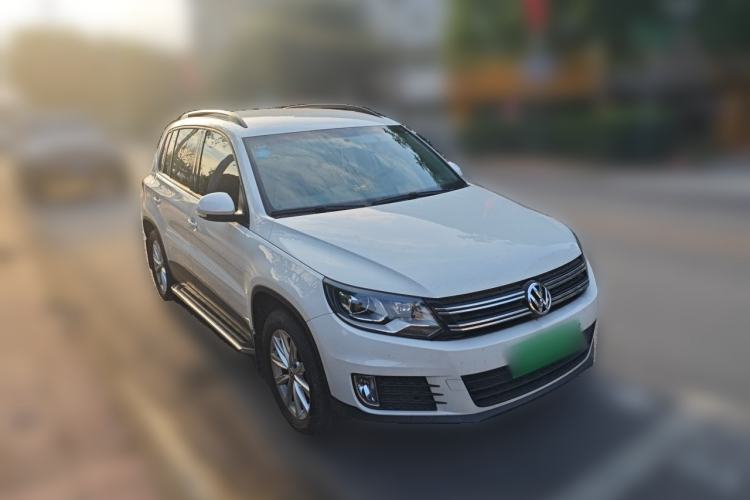 Used Volkswagen Tiguan 2016 280TSI Automatic Two-Wheel-Drive Silk Road Style Edition Front Right 45 Deg