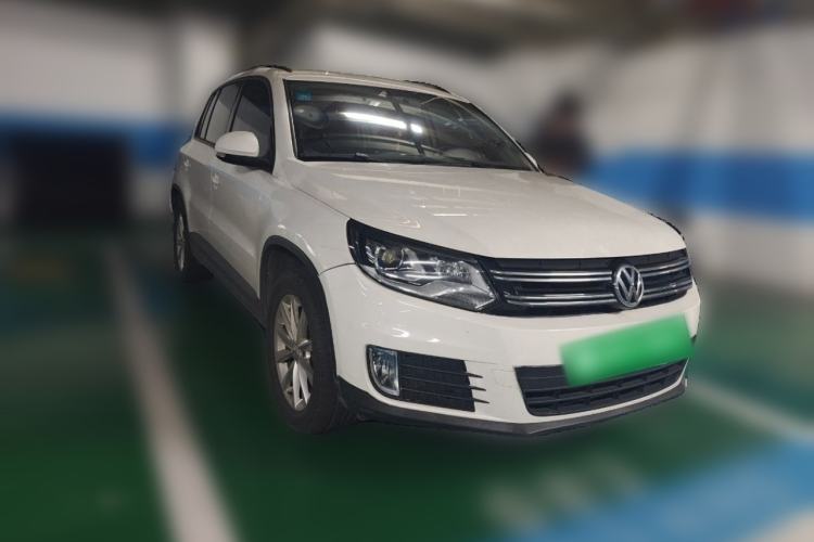 Used Volkswagen Tiguan 2016 280TSI Automatic Two-Wheel-Drive Silk Road Style Edition Front Right 45 Deg