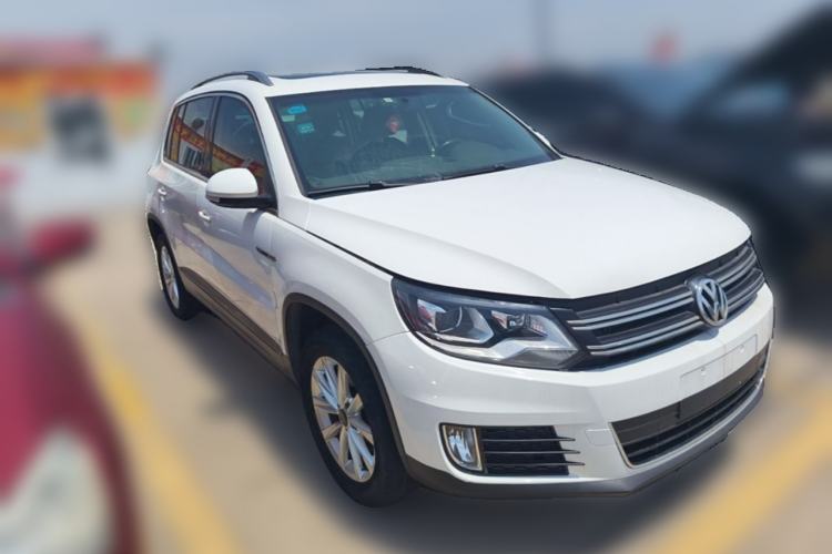Used Volkswagen Tiguan 2016 300TSI Automatic All-Wheel Drive Fashion Vision Edition Front Right 45 Deg