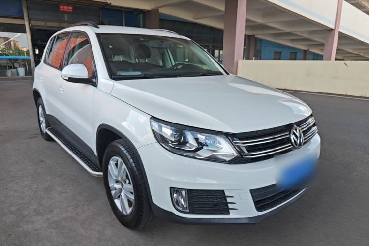Used Volkswagen Tiguan 2016 300TSI Automatic Two-Wheel Drive Trend Edition Front Right 45 Deg
