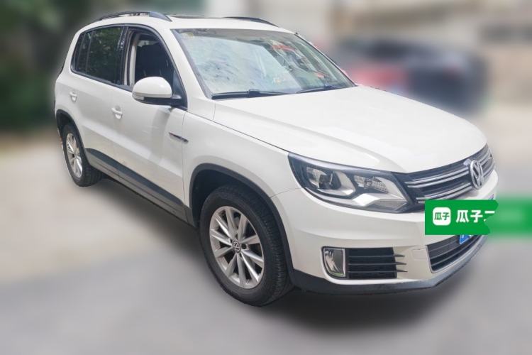 Used Volkswagen Tiguan 2016 300TSI Automatic All-Wheel Drive Fashion Vision Edition Front Right 45 Deg