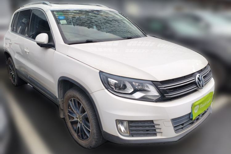 Used Volkswagen Tiguan 2016 300TSI Automatic Two-Wheel Drive Luxury Edition Front Right 45 Deg