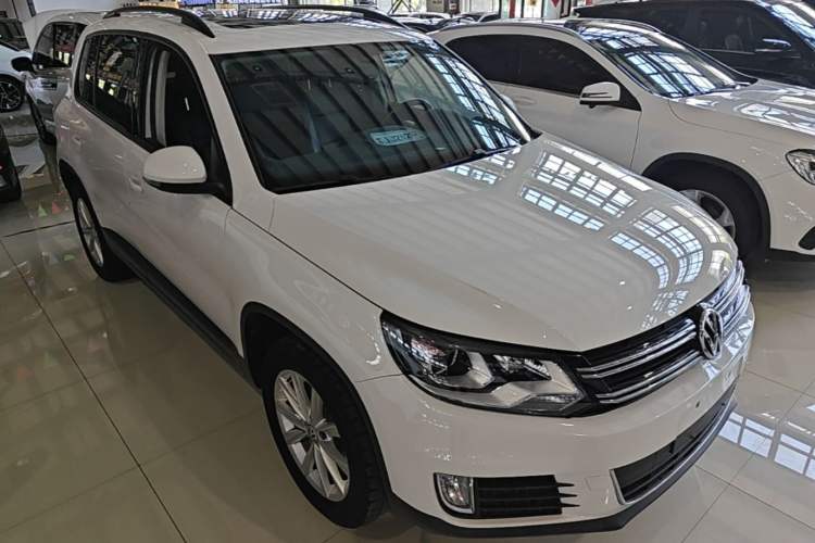 Used Volkswagen Tiguan 2016 280TSI Automatic Two-Wheel Drive Silk Road Comfort Edition Front Right 45 Deg