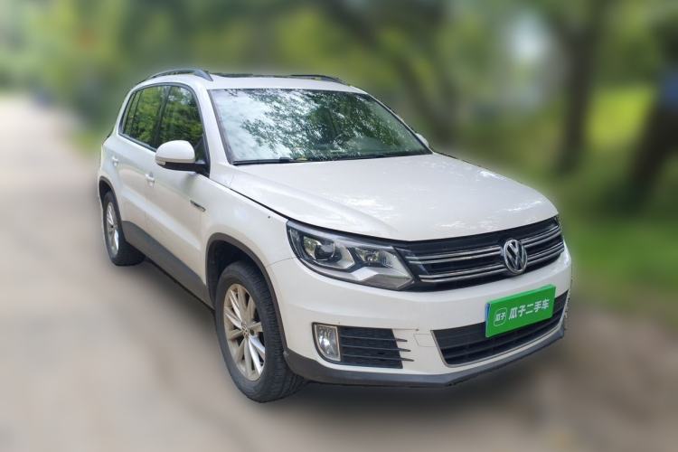 Used Volkswagen Tiguan 2016 300TSI Automatic All-Wheel Drive Fashion Vision Edition Front Right 45 Deg