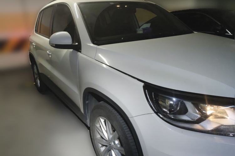 Used Volkswagen Tiguan 2016 280TSI Automatic Two-Wheel Drive Silk Road Comfort Edition Front Right 45 Deg