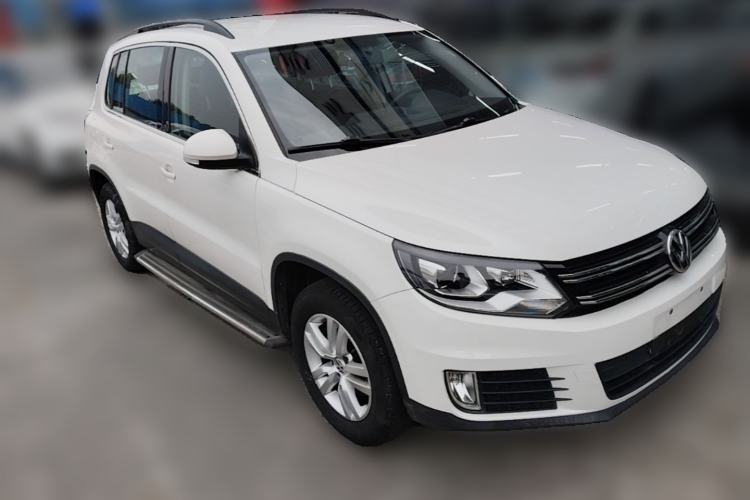 Used Volkswagen Tiguan 2016 300TSI Automatic Two-Wheel Drive Trend Edition Front Right 45 Deg