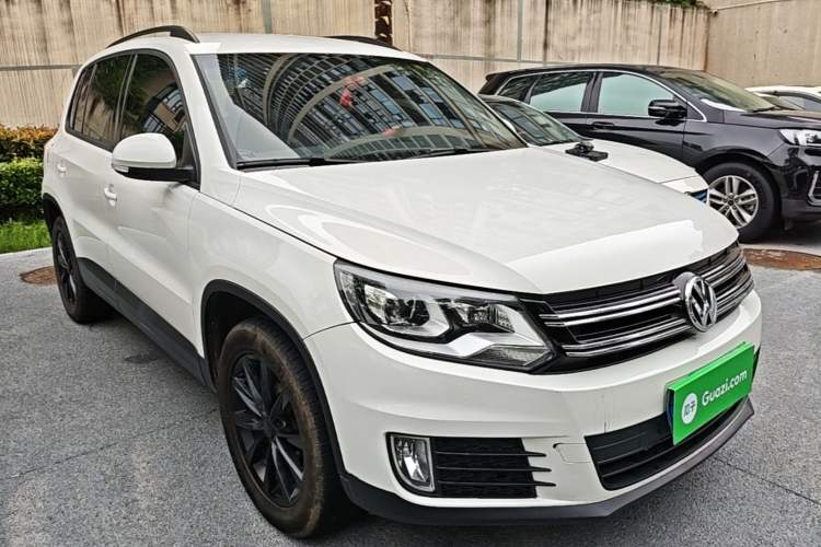 Used Volkswagen Tiguan 2016 280TSI Automatic Two-Wheel-Drive Silk Road Style Edition Front Right 45 Deg