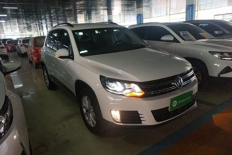 Used Volkswagen Tiguan 2016 280TSI Automatic Two-Wheel-Drive Silk Road Style Edition Front Right 45 Deg
