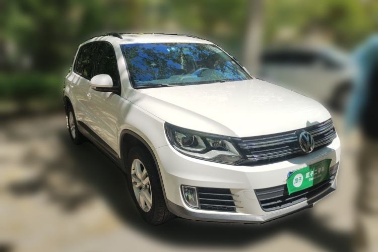 Used Volkswagen Tiguan 2016 300TSI Automatic Two-Wheel Drive Trend Edition Front Right 45 Deg