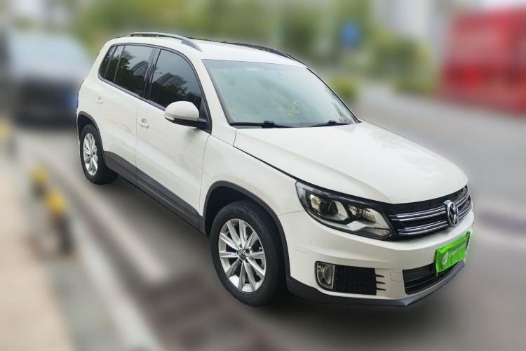 Used Volkswagen Tiguan 2016 280TSI Automatic Two-Wheel-Drive Silk Road Style Edition Front Right 45 Deg