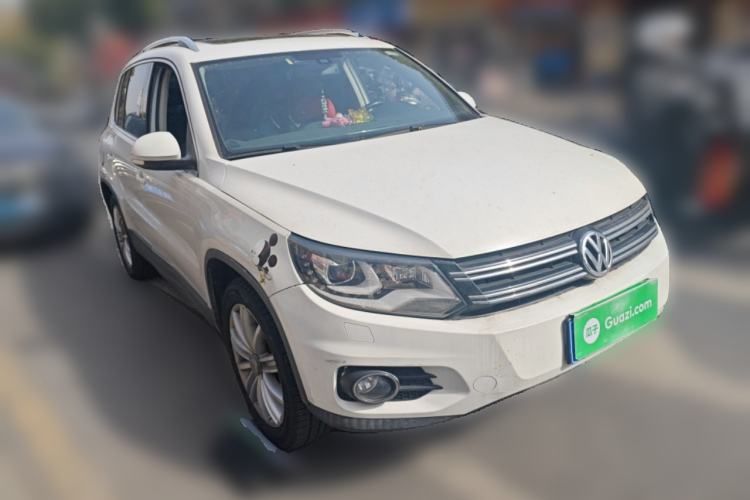 Used Volkswagen Tiguan 2016 2.0 TSI Four-Wheel Drive Elite Version Front Right 45 Deg