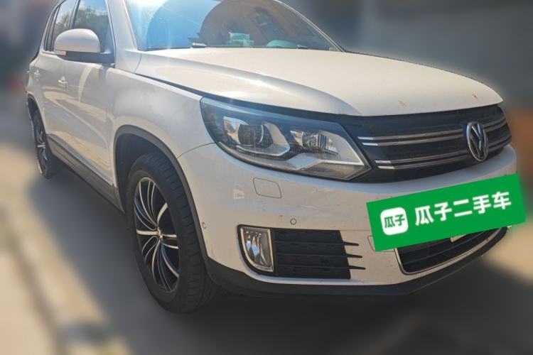 Used Volkswagen Tiguan 2016 330TSI Automatic All-Wheel-Drive Flagship Edition Front Right 45 Deg